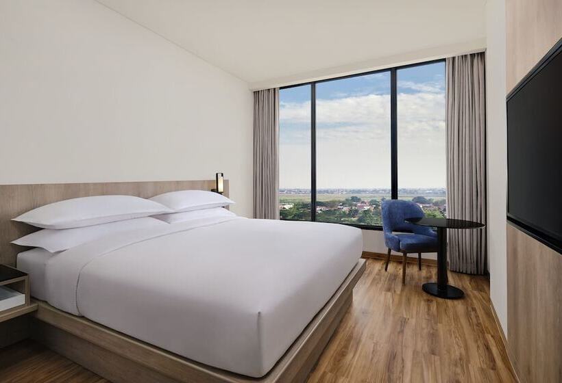 호텔 Fairfield By Marriott Jakarta Soekarno-hatta Airport