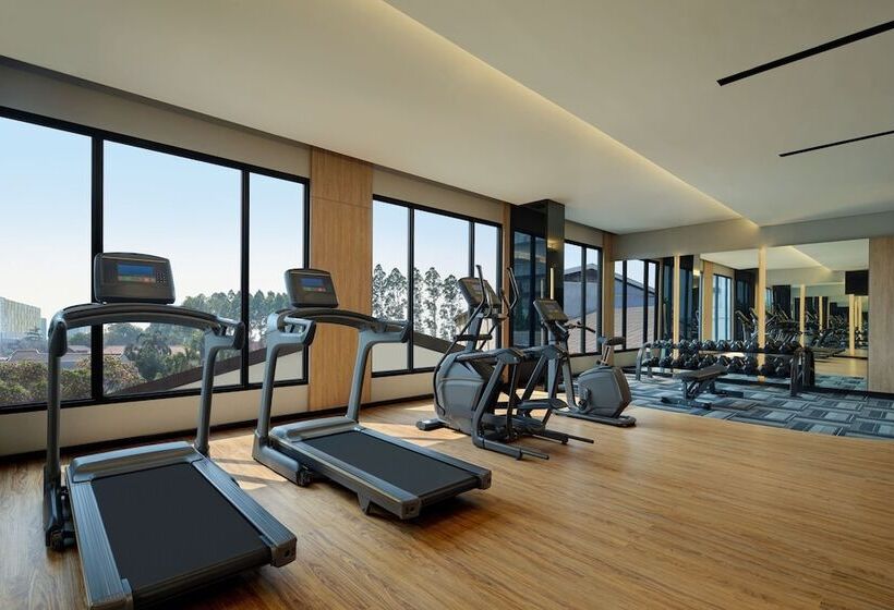 هتل Fairfield By Marriott Jakarta Soekarno-hatta Airport