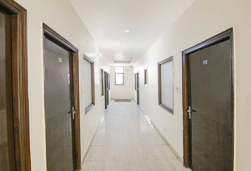 Szálloda Kb Square By Fab