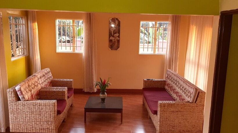 هتل Northroad Governor Villas