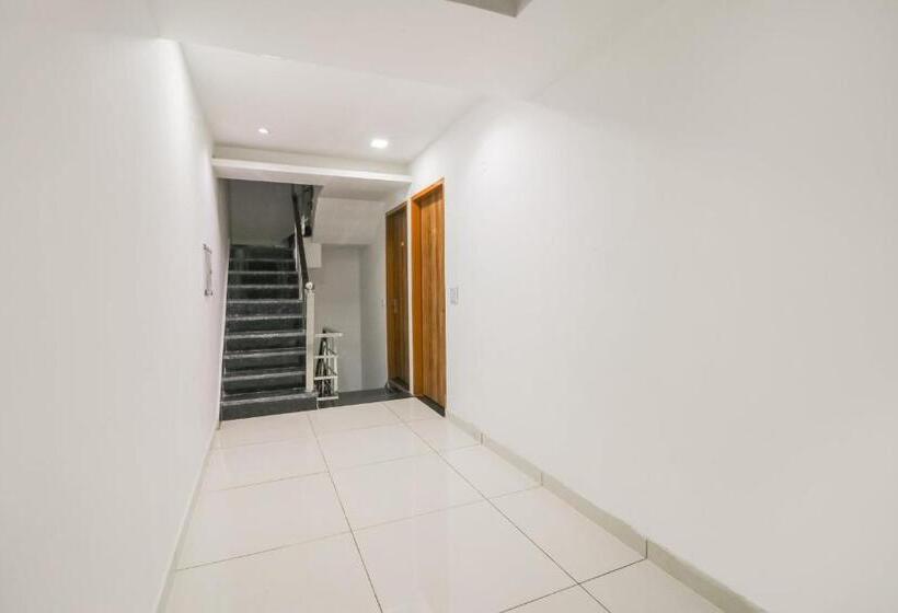 בית מלון כפרי O Skycity