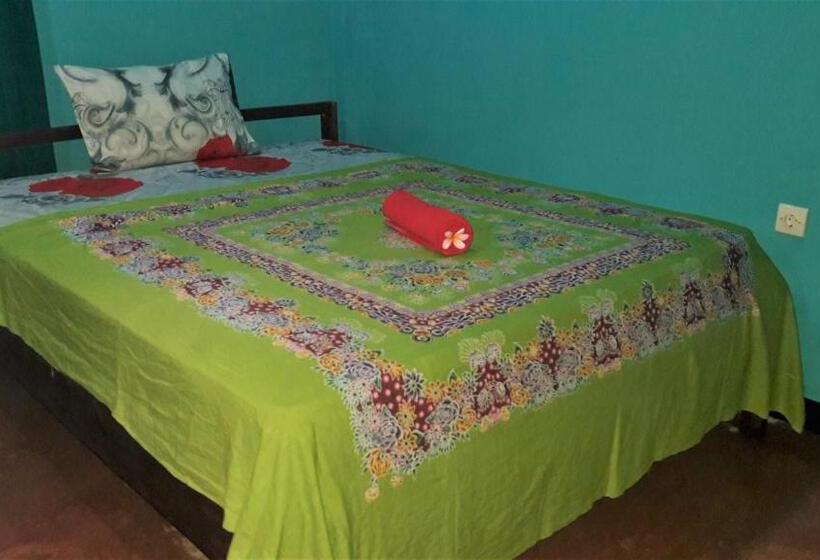 پانسیون Breeze Hostel