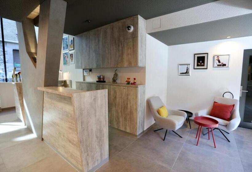 فندق The Freddie Mercury