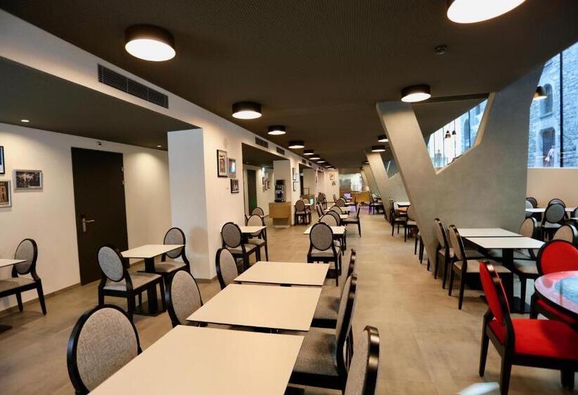 فندق The Freddie Mercury