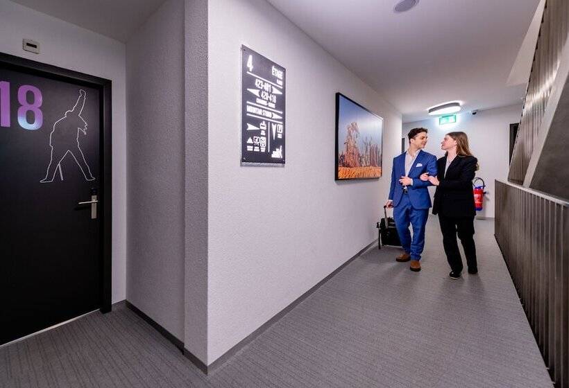 فندق The Freddie Mercury