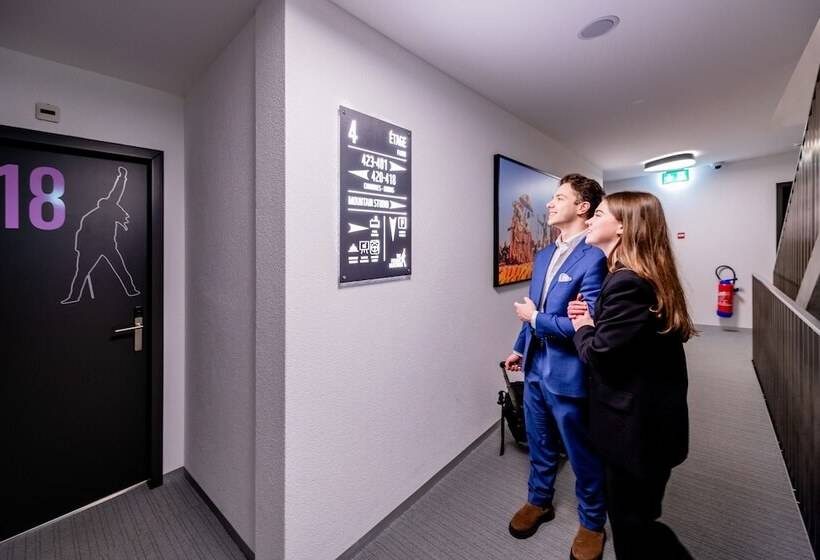 فندق The Freddie Mercury