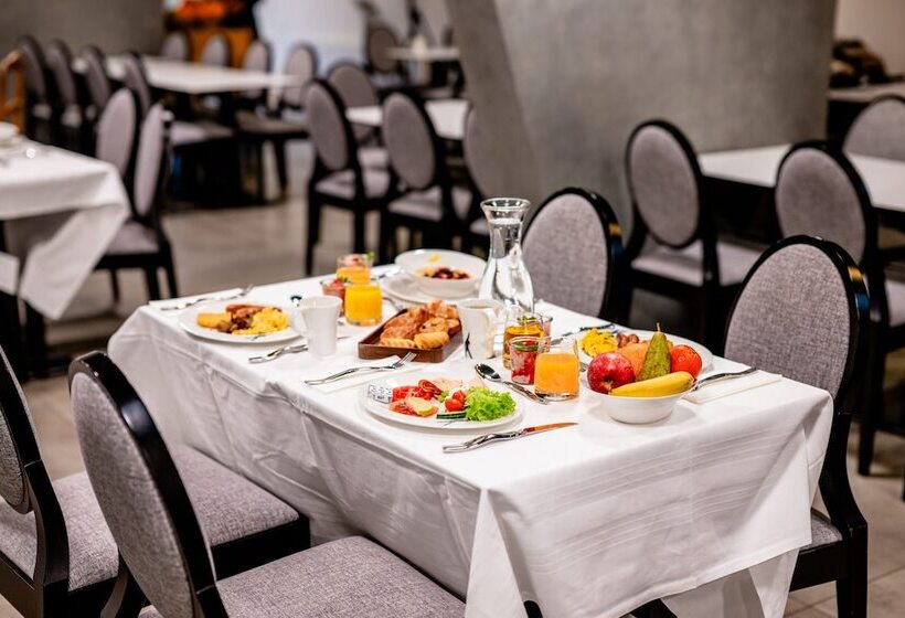 فندق The Freddie Mercury