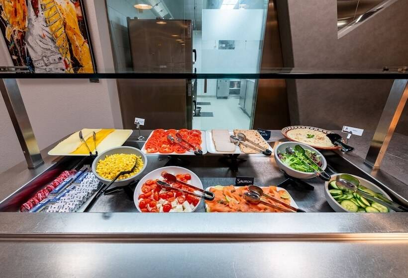 فندق The Freddie Mercury