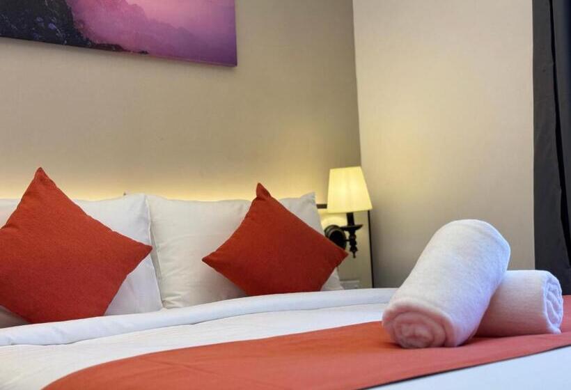 Minnook Suites, Inside Yanne Hotel, Genting Highlands