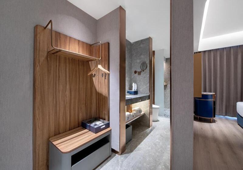 Lanou Hotel Lhasa Municipal Government Tibet University