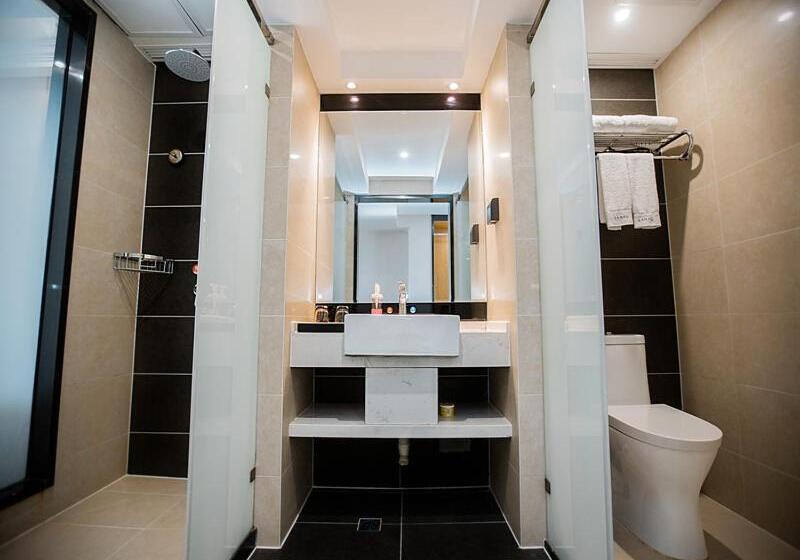 Lanou Hotel Yellowstone Harbor Area Moore Cityland