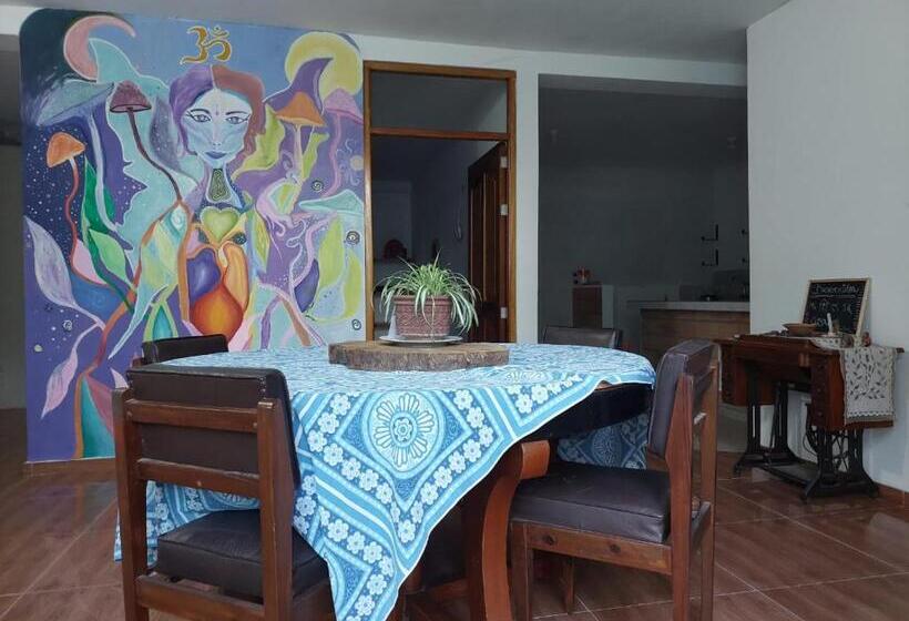 پانسیون Casa De Viole