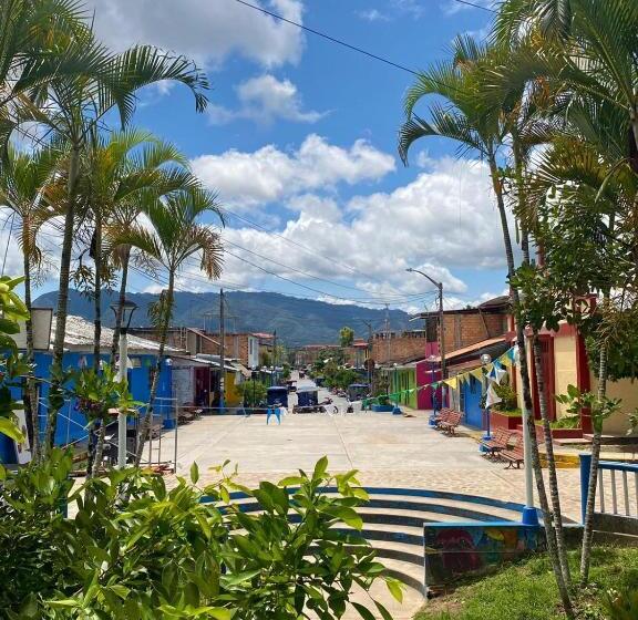 پانسیون Casa De Viole