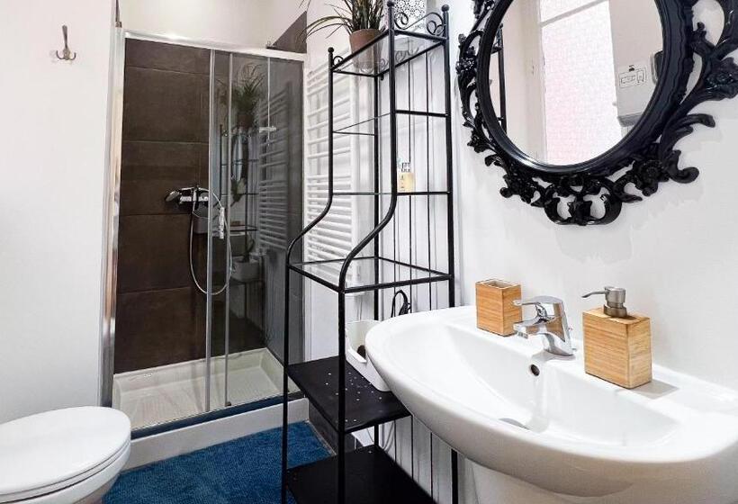 بنسيون Chambre Moderne, Proche Monaco