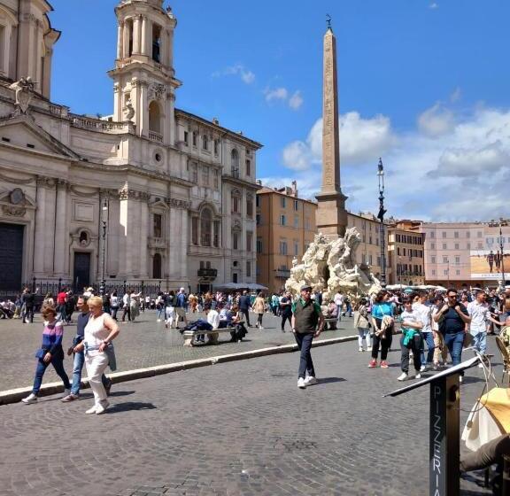 פנסיון Navona 68