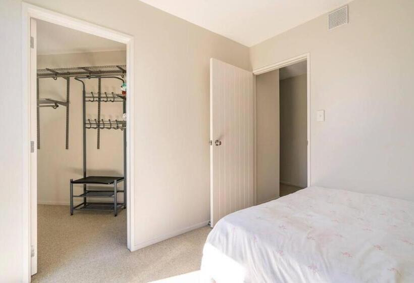 펜션 Private Room In A Lovely House