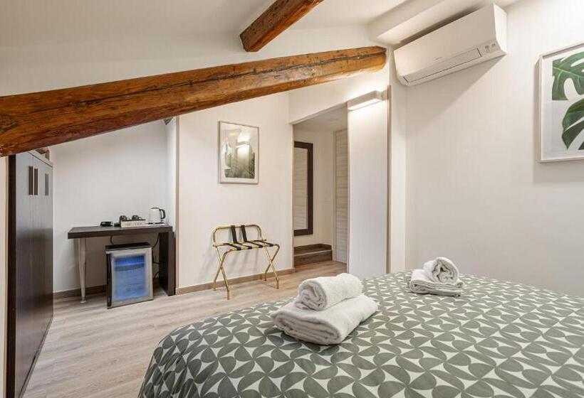 بنسيون Vatican Vittoria Suites   Vatican Museums