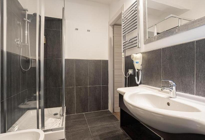 بنسيون Vatican Vittoria Suites   Vatican Museums