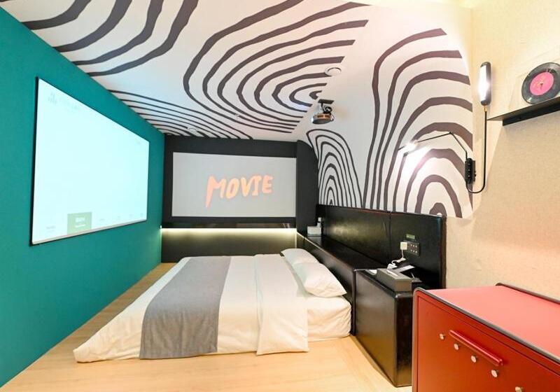 Thank Inn Chain Hotel Loudi City Government