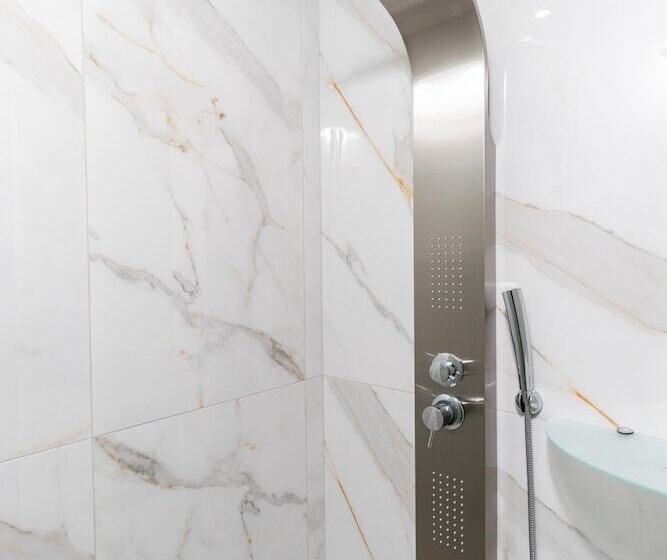 Achatis Apartments With Sea View