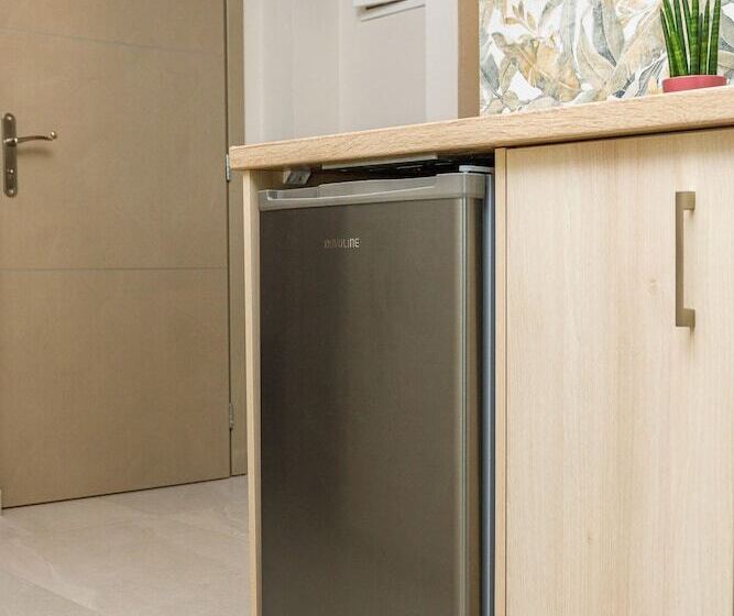 Achatis Apartments With Sea View