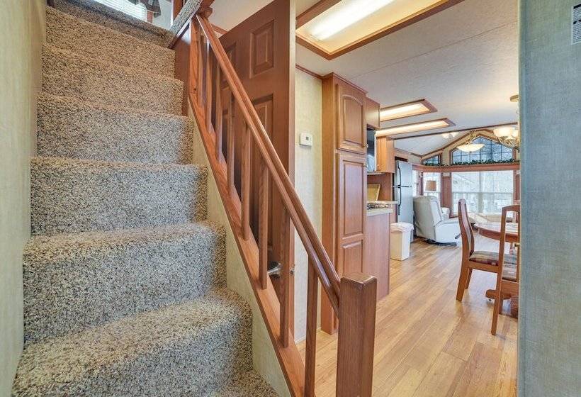 Alanson Home W/ Grill: 23 Mi To Mackinaw Island