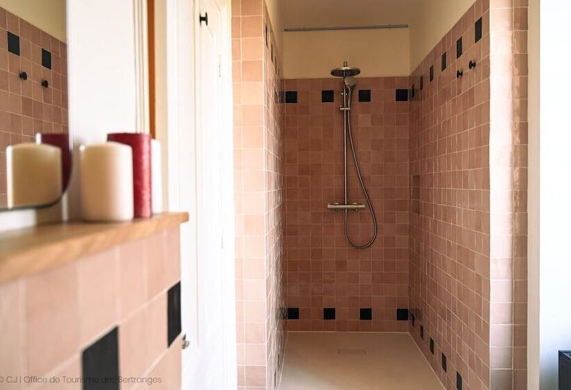 ベッドアンドブレックファースト Domaine Des Forges De La Vache