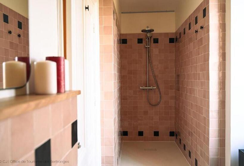 ベッドアンドブレックファースト Domaine Des Forges De La Vache