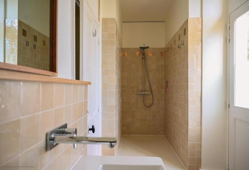 ベッドアンドブレックファースト Domaine Des Forges De La Vache