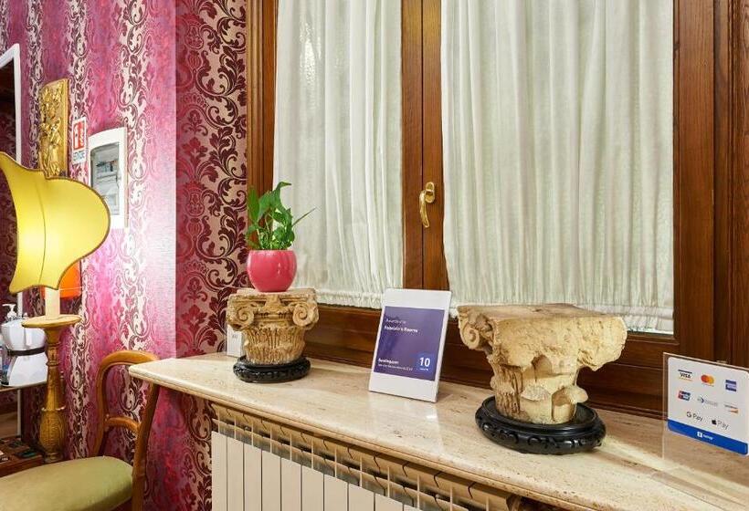 تختخواب و صبحانه Fabrizio S Rooms