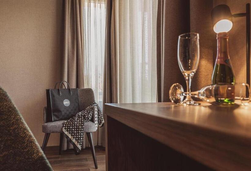 צימר Mediterraneo Luxury Room Esztergom