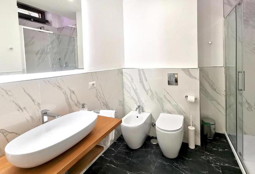 تختخواب و صبحانه Navona Central Relais