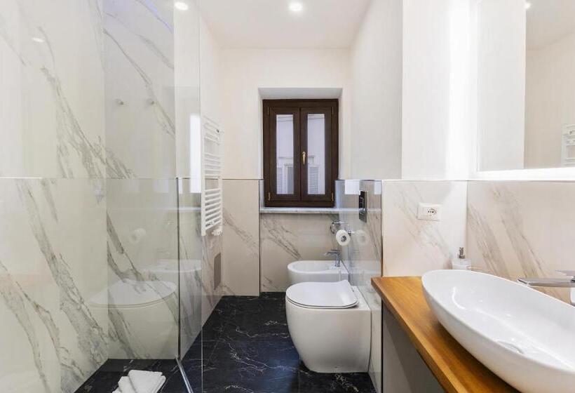 تختخواب و صبحانه Navona Central Relais