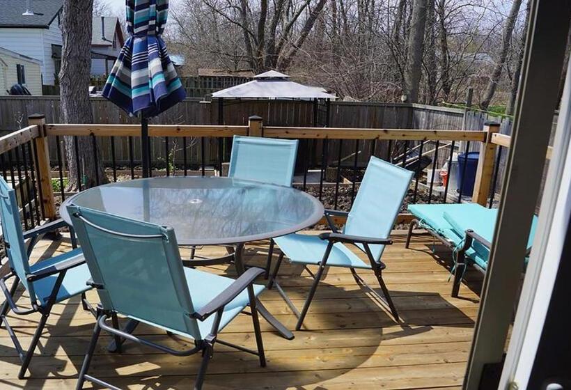 צימר Pelican Guest House. Village Style Living. Spend Vacation Time In Eco Place!