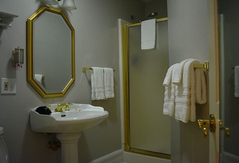 ベッドアンドブレックファースト The Trott House Inn