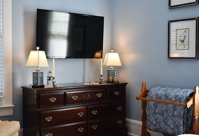 Bed and Breakfast The Trott House Inn