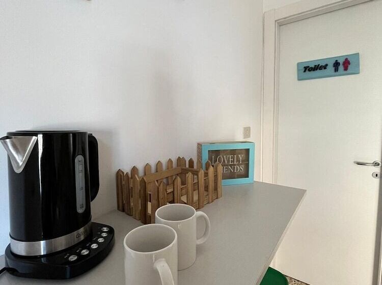 ベッドアンドブレックファースト Zangara Flat