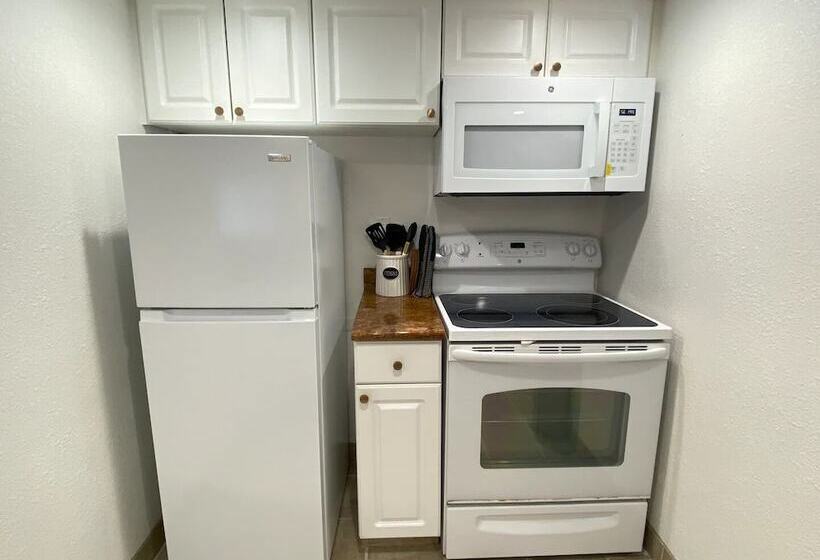 Bishop Suites At Executive Centre