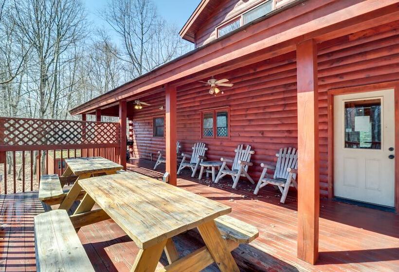 Private Hot Tub & Fire Pit: Log Cabin In Blakeslee