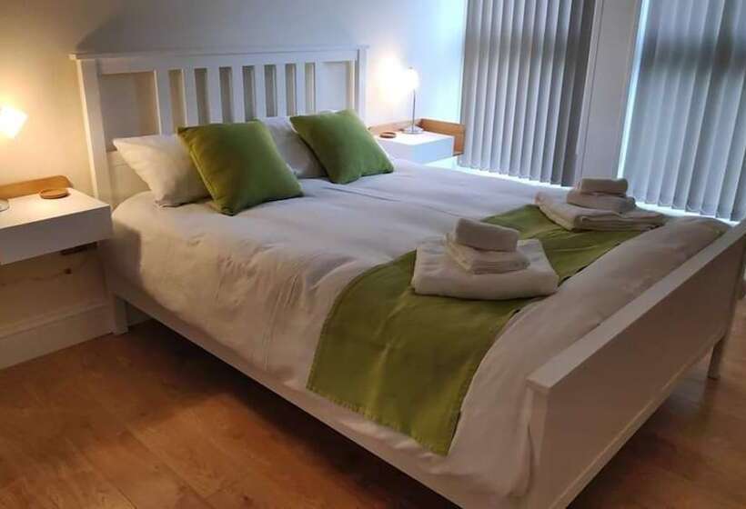 Chandlers Lodge B&b