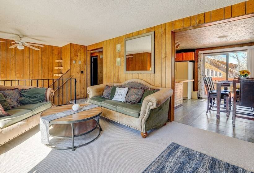 Charming Elk Mountain Home: Hunt, Hike & Fish!