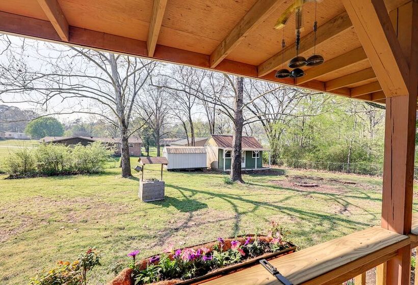 Charming Hot Springs Home Near Lake Hamilton!