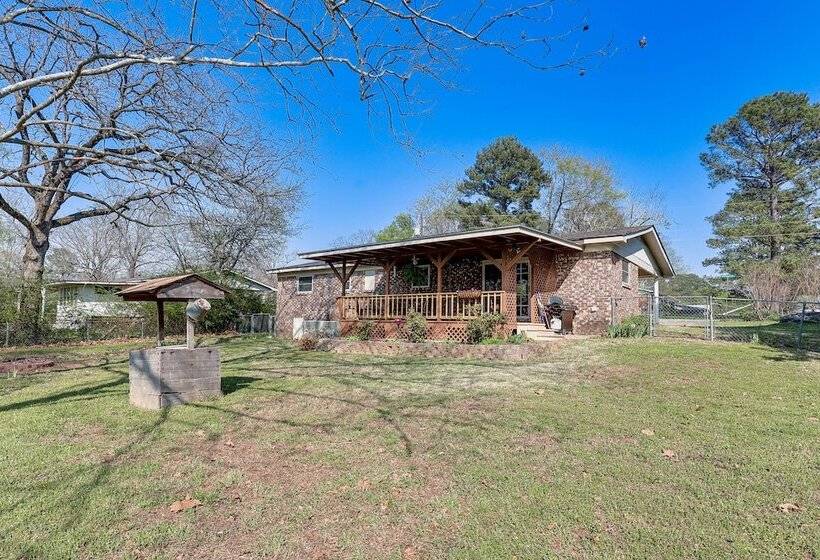 Charming Hot Springs Home Near Lake Hamilton!
