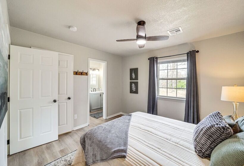 Charming Porum Home Near Lake Eufaula!