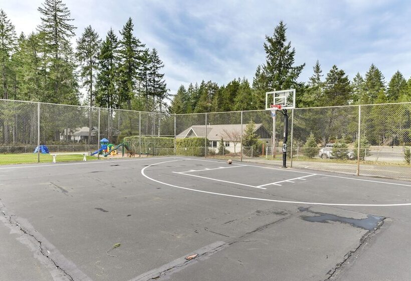 Charming Union Home W/ Deck ~ 2 Mi To Hood Canal!