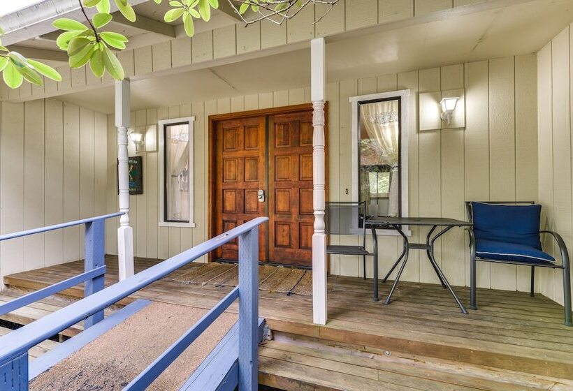 Charming Union Home W/ Deck ~ 2 Mi To Hood Canal!