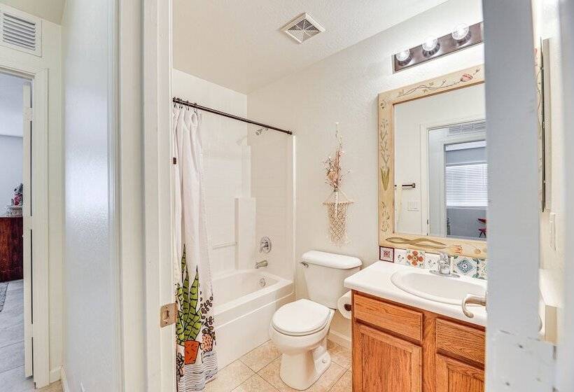 Coolidge Home W/ Patio, Near Casa Grande Monument!