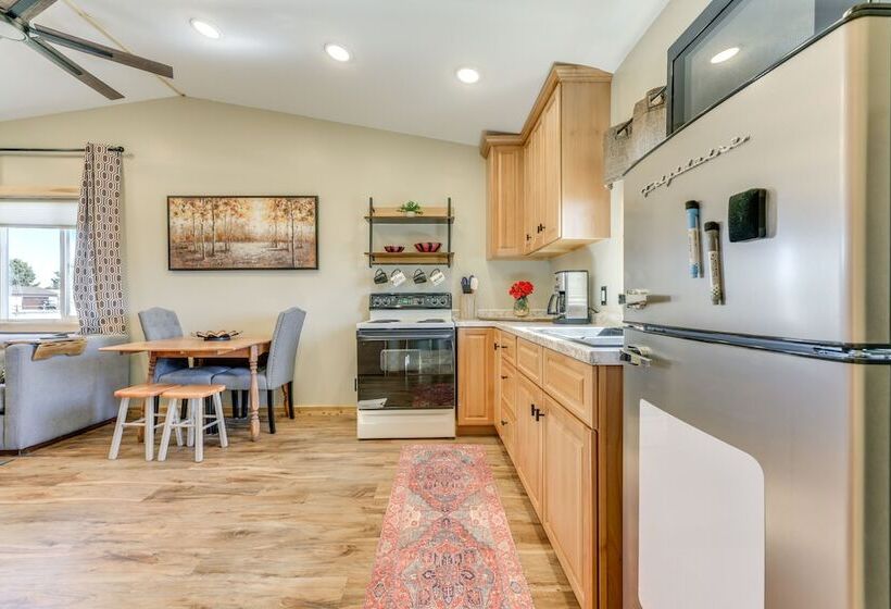 Cozy Dillon Retreat: Fireplace, Mountain Views!