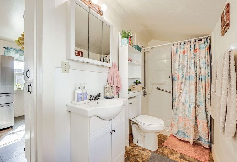 Cozy East Helena House W/ Deck + Private Yard!