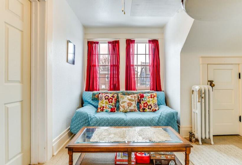 Cozy Niagara Falls Cottage W/ Gas Grill + Patio!